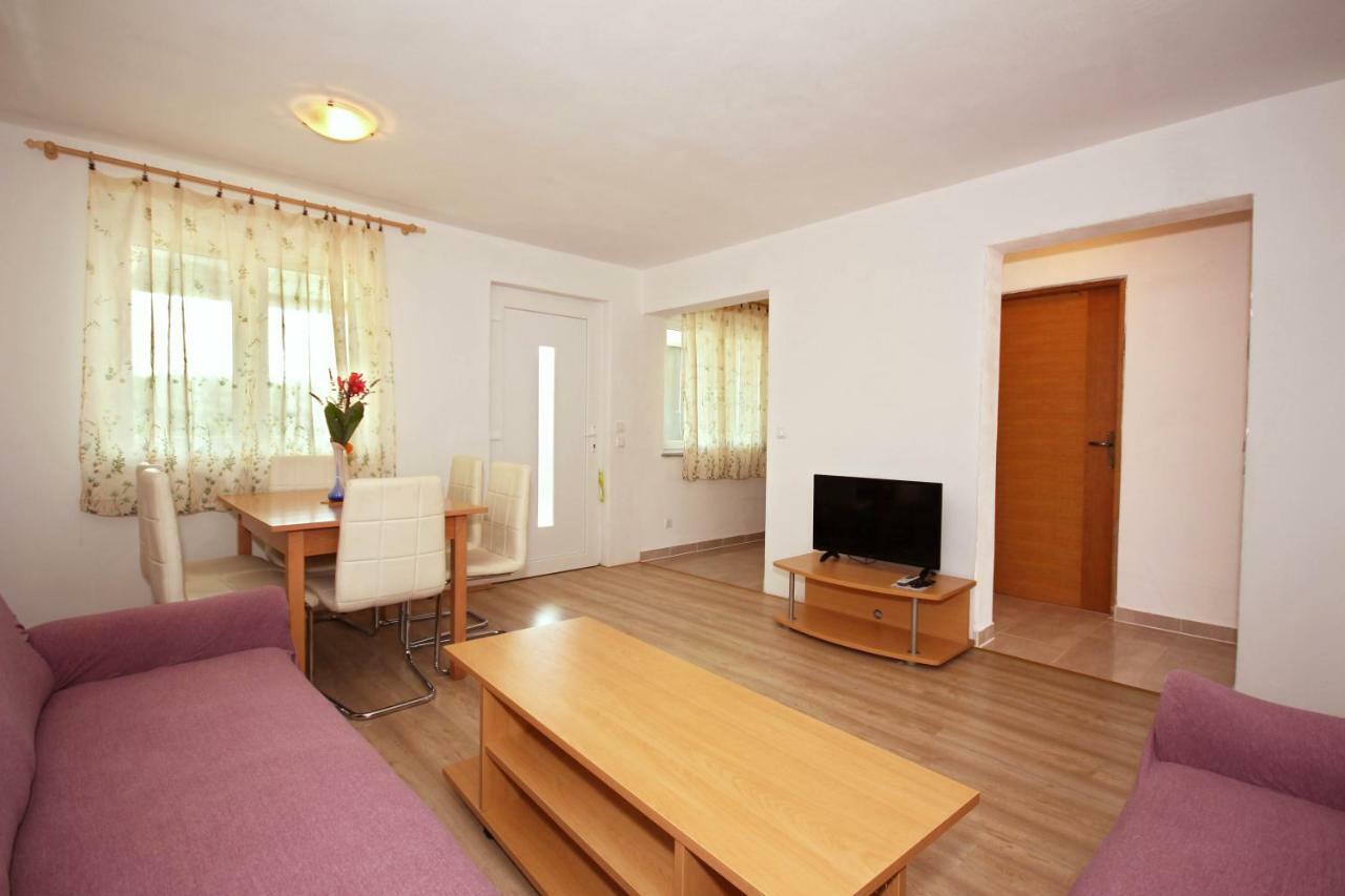 Apartmani Bradaric PUY 외부 사진