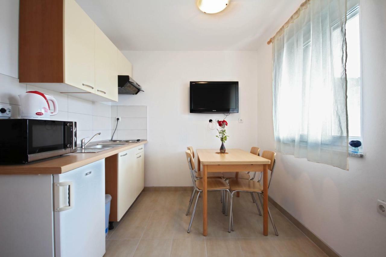 Apartmani Bradaric PUY 외부 사진